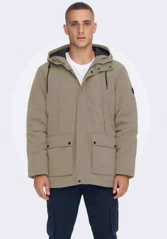 Only & Sons Winter Parka in Green: front