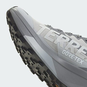 ADIDAS TERREX Běžecká obuv 'Agravic GTX 2' – šedá