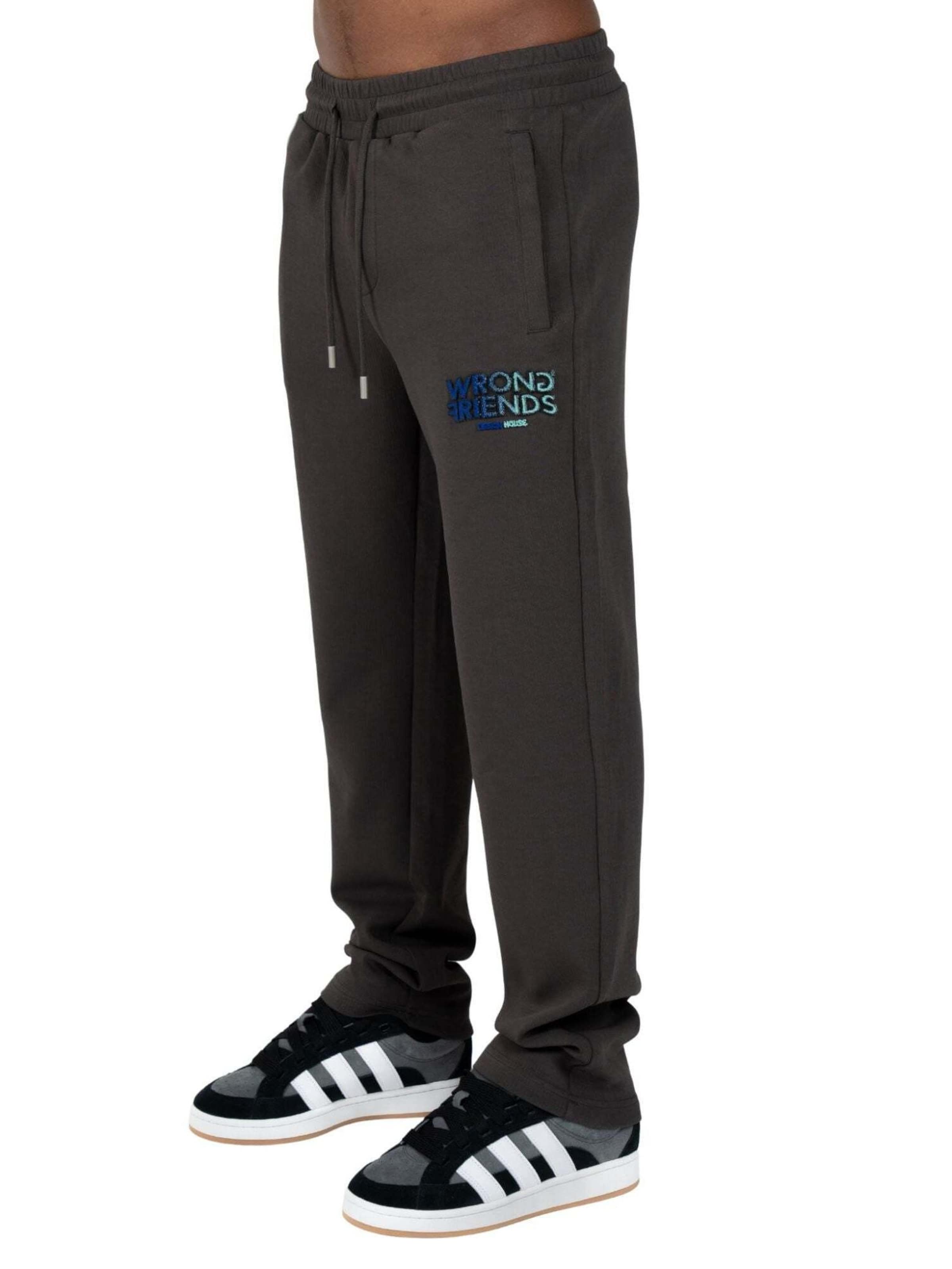 WRONG FRIENDS Regular Sporthose 'Simi Valley' in Schwarz: Vorderseite