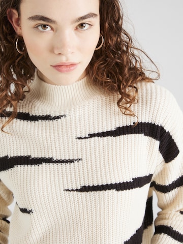 VILA Sweater 'LUANA' in Beige