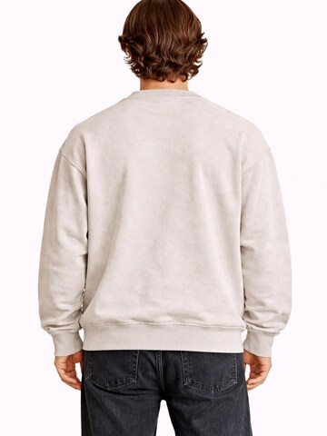 A Question Of (AQO) Sweatshirt 'Acid' in White