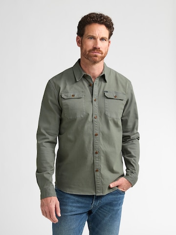 Coupe regular Chemise Petrol Industries en vert : devant