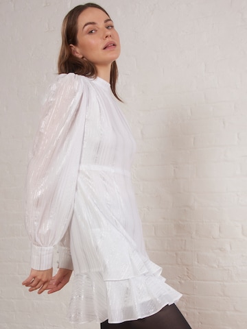 Robe 'Emora' Aligne en blanc