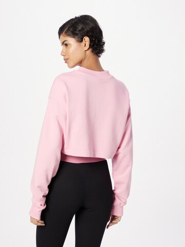 ELLESSE Sweatshirt 'Guiditta' i pink