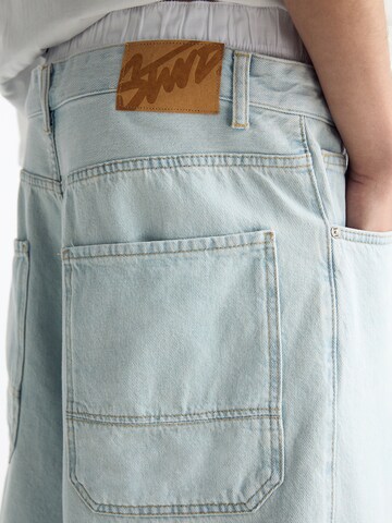 Pull&Bear Loosefit Shorts in Blau