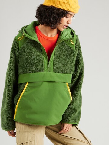 SOMETHINGNEW Between-Season Jacket 'DINA' in Green: front