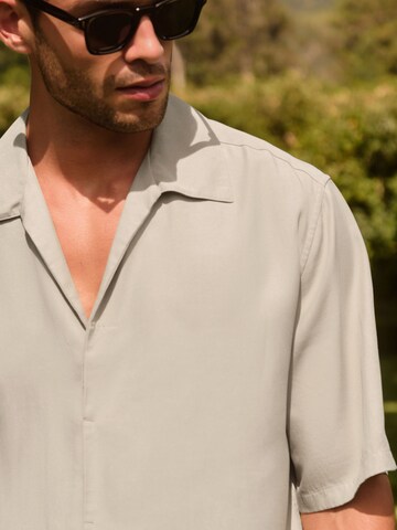 Next Comfort Fit Hemd in Beige