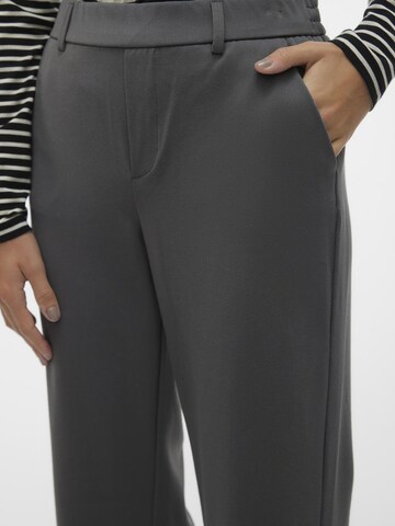 VERO MODA Regular Trousers 'Maya' in Grey