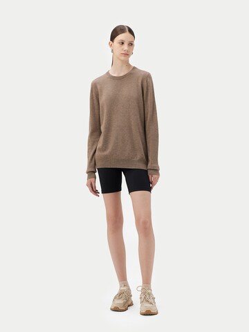 GOBI Cashmere Trui 'Women's Essential Cashmere Crewneck Sweater' in Grijs