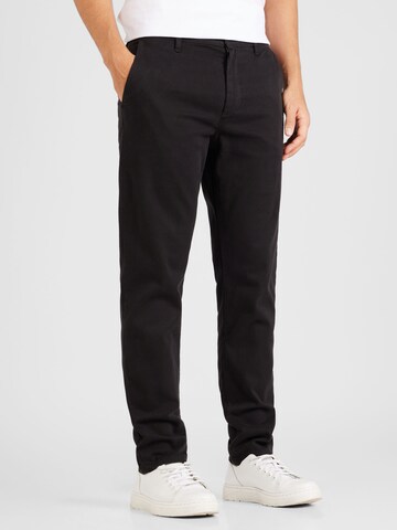 Coupe slim Pantalon chino BOSS Orange en noir : devant