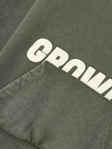 Sweat 'NKMOSIVAS' NAME IT en vert