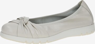 CAPRICE Ballet Flats in White: front