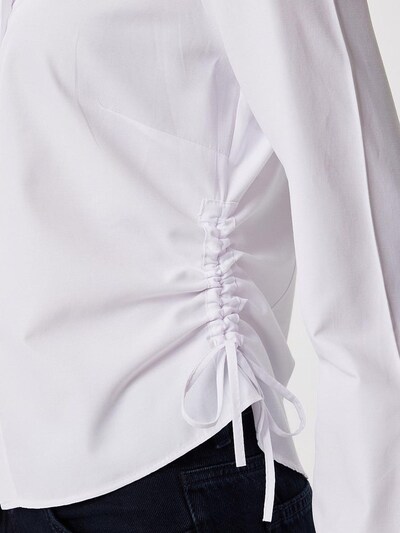 Happiness İstanbul Blusa em branco, Vista do artigo