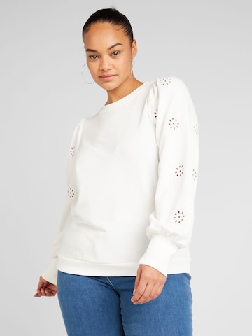 ONLY Carmakoma Sweatshirt 'Femme' in Wit: voorkant