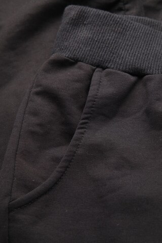 UNBEKANNT Pants in S in Black