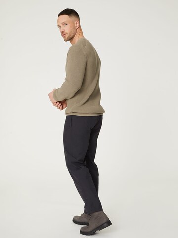 DAN FOX APPAREL Tapered Bukser 'Ege' i sort