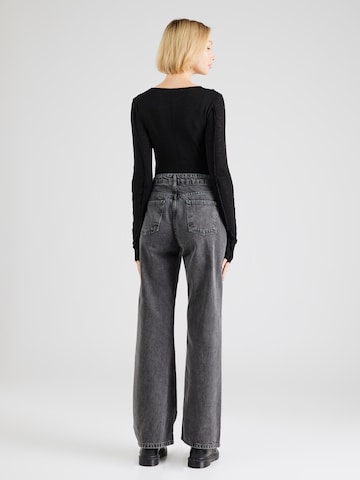 regular Jeans di Trendyol in grigio