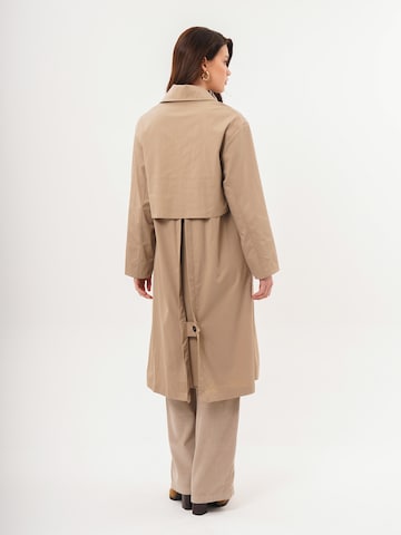 FRESHLIONS Between-Seasons Coat 'Cecilia' in Beige