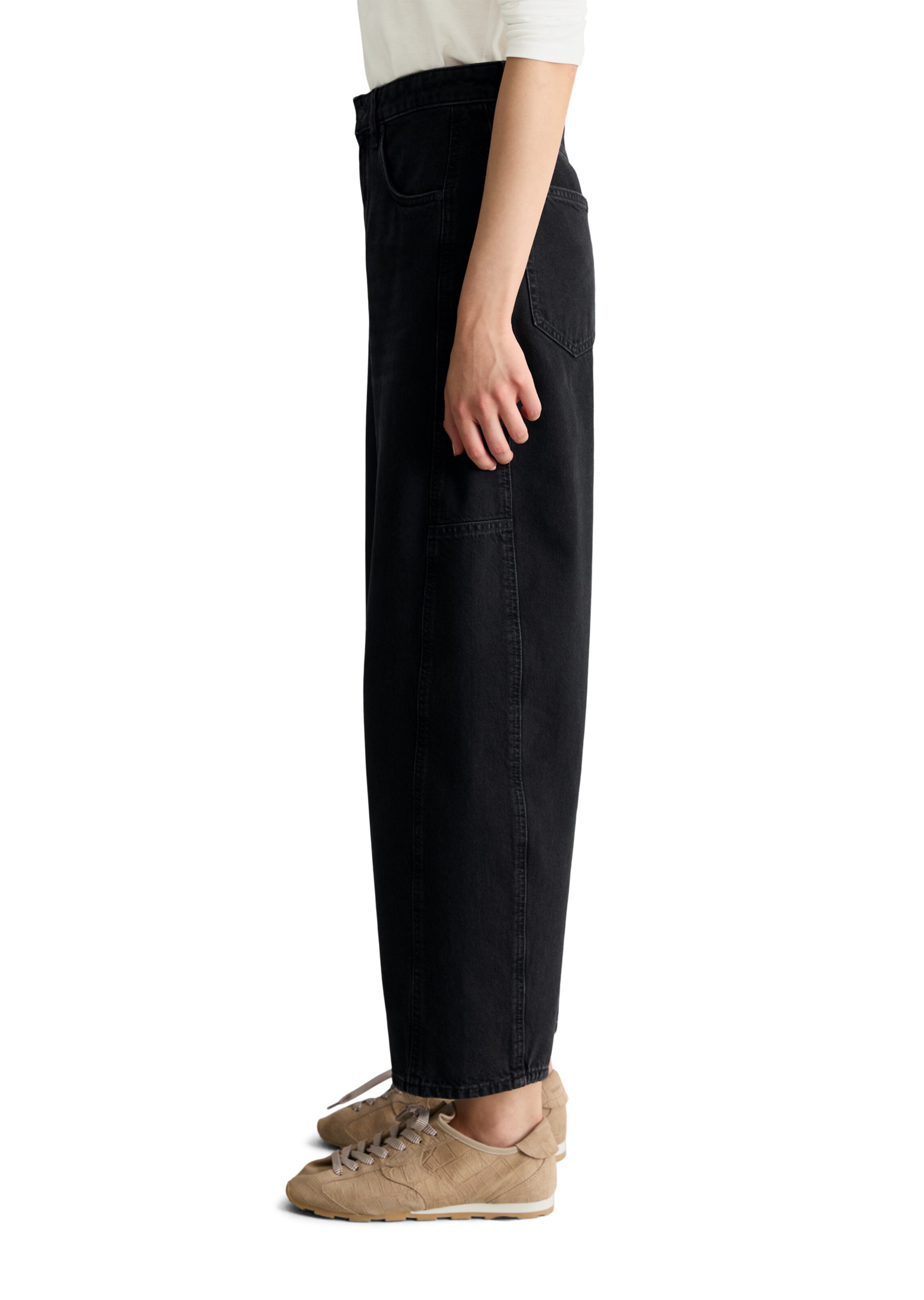 Marc O'Polo DENIM Barrel Jeans 'Enni' in Black