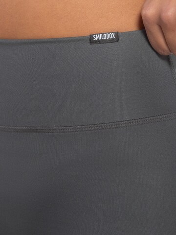 Smilodox Flared Sports trousers 'Loreen' in Grey