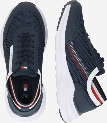TOMMY HILFIGER Sneakers in Blauw