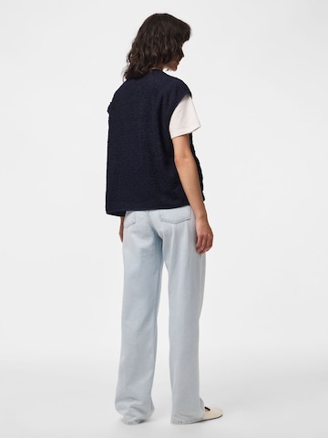 Gilet 'PCKATTY' PIECES en bleu