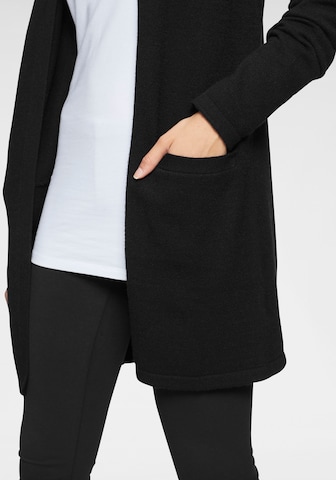 Tamaris Strickjacke in Schwarz