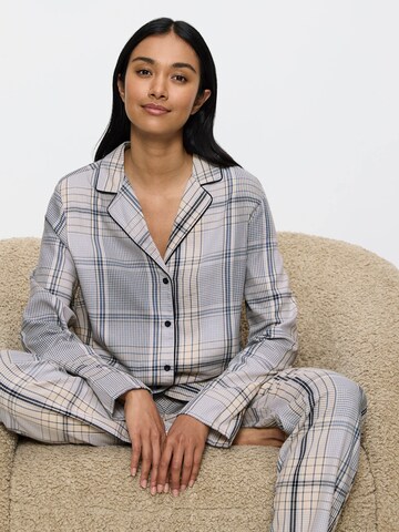 TRIUMPH - Pijama ' Boyfriend ' em bege