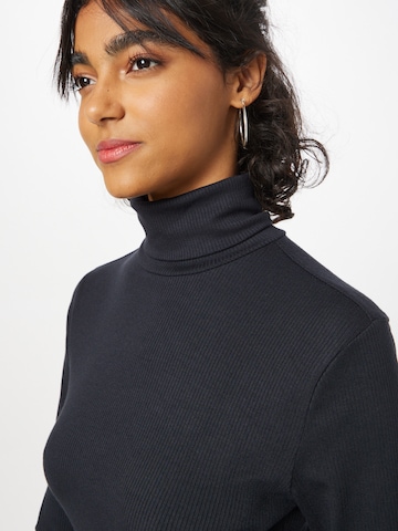 LEVI'S ® Shirt 'Oriel Turtleneck' in Black