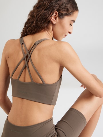 Girlfriend Collective Bustier Sports-BH 'Float Riley Sweetheart' i brun