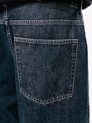 Pull&Bear Baggy Džínsy - Modrá