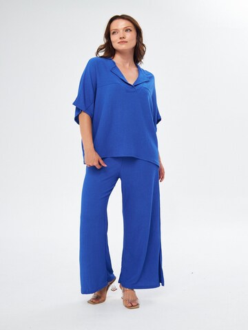 WOMAN VISION Set in Blau: Vorderseite