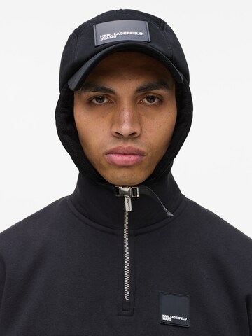 Șapcă de la KARL LAGERFELD JEANS pe negru