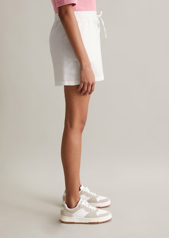 Marc O'Polo DENIM Loosefit Shorts in Weiß