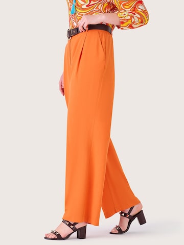 Camomilla Regular Klederdracht broek 'PABLO' in Oranje