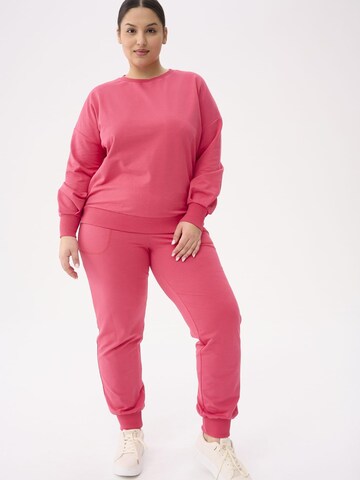 Blue Shadow Regular Pants in Pink
