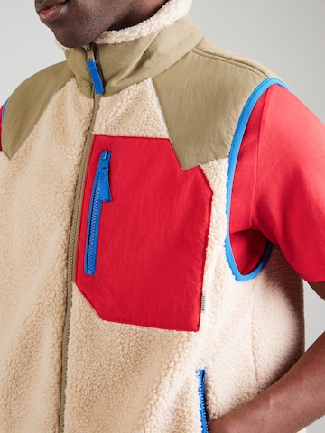 MUSTANG Γιλέκο 'WESTON' σε μπεζ