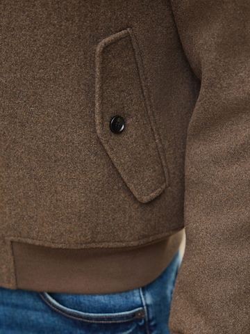 Next - Chaqueta de entretiempo en marrón