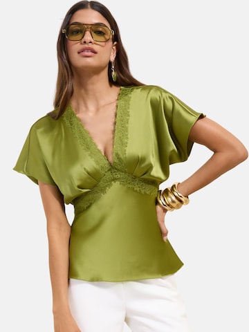 Friends Like These Blouse in Groen: voorkant