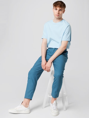 ABOUT YOU x Alvaro Soler T-Shirt 'Rocco' in Blau