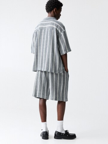 Pull&Bear Comfort fit Button Up Shirt in Blue