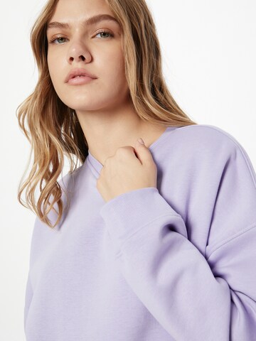Rebirth StudiosSweater majica 'Jessie' - ljubičasta boja