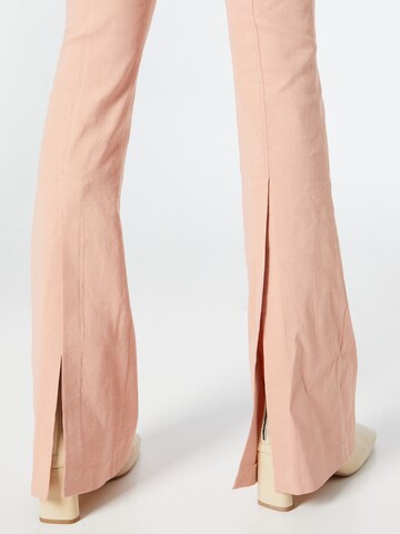 Flared Pantaloni 'POLICORO' di PINKO in rosa