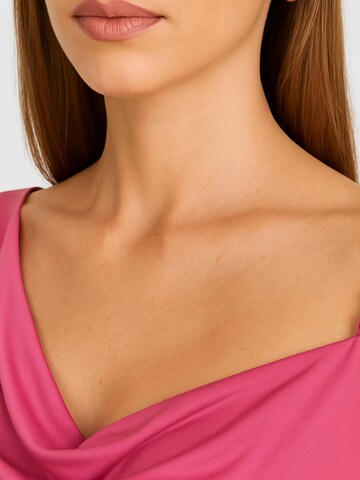Top di GAUDÌ in rosa
