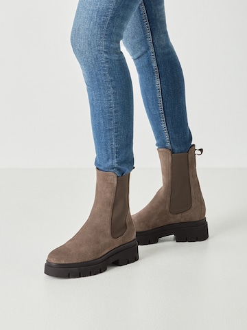Tamaris Chelsea boots in Bruin: voorkant