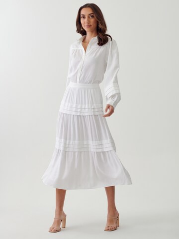 Tussah Skirt 'Laidey' in White: front