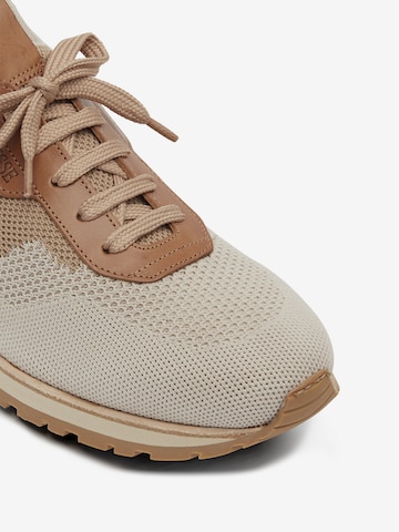 Baskets basses 'Tokyo' LOTTUSSE en beige