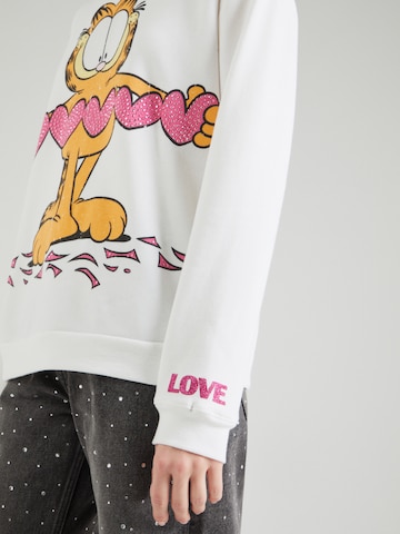 Sweat-shirt 'Garfield hearts' Frogbox en blanc