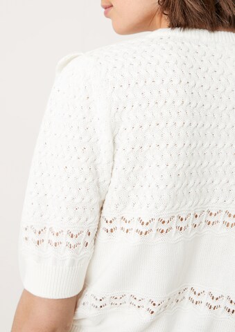 QS Sweater in White