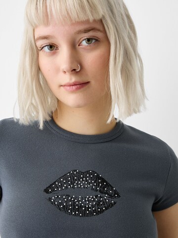 T-shirt Bershka en gris